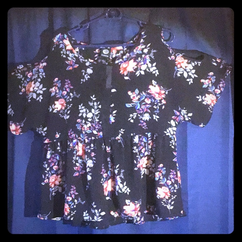 Bobeau Floral Cold Shoulder Blouse in Black Flora